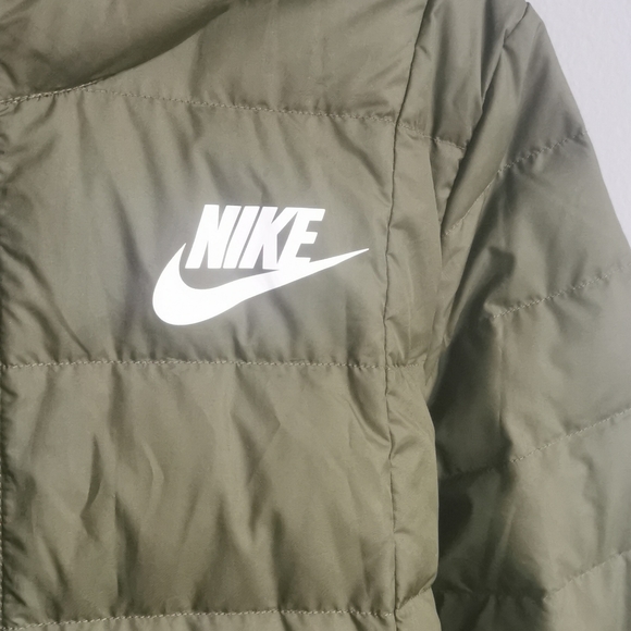 Nike Women's Down Puffa Jacket - Picture 3 of 4
